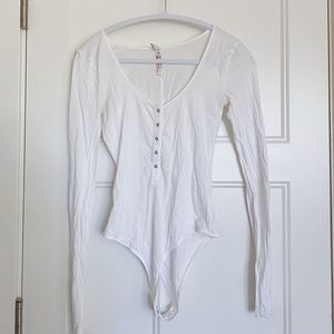 Free People white long sleeve body suit
